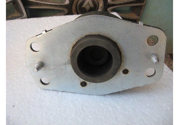 Подушка двигуна права передня Renault Master II, 8200022595